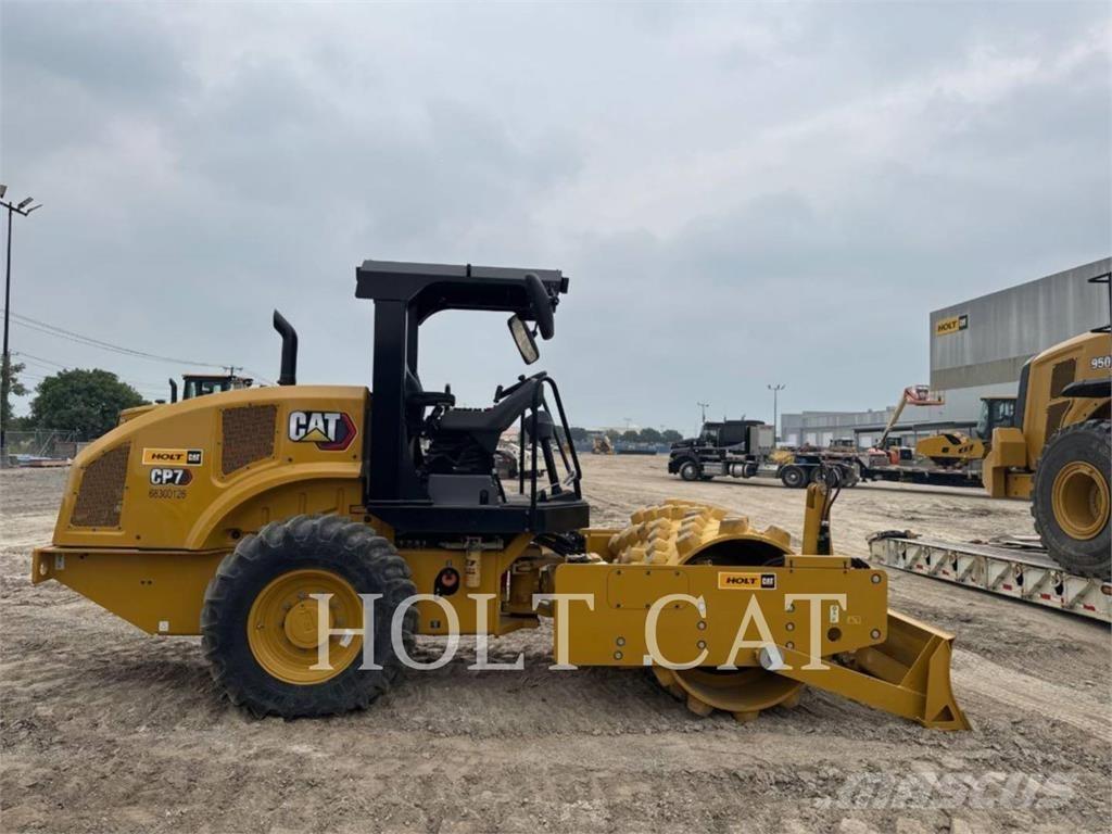 CAT CP7 Yksivalssijyrät