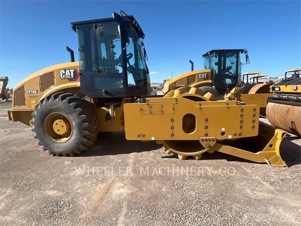CAT CP74B Yksivalssijyrät
