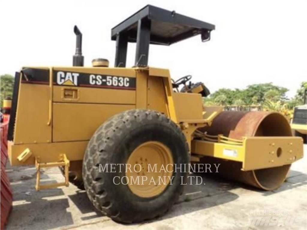 CAT CS-563CAW Yksivalssijyrät