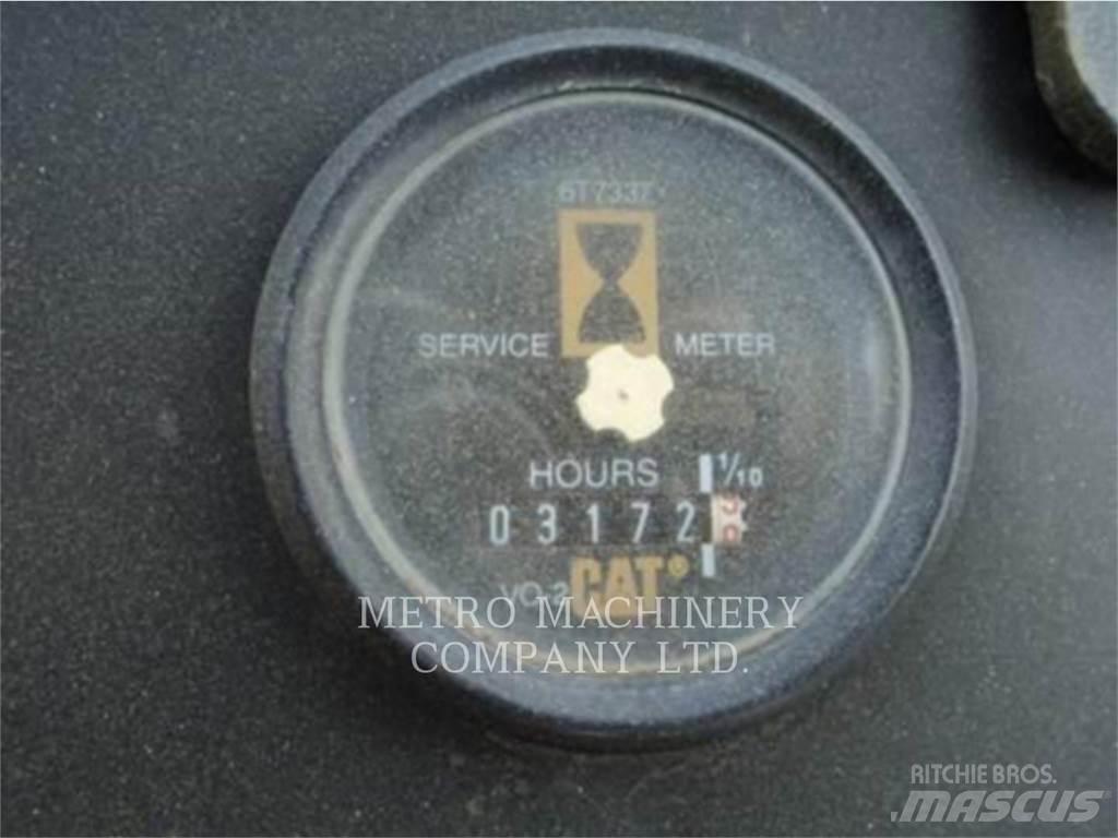 CAT CS-563CAW Yksivalssijyrät