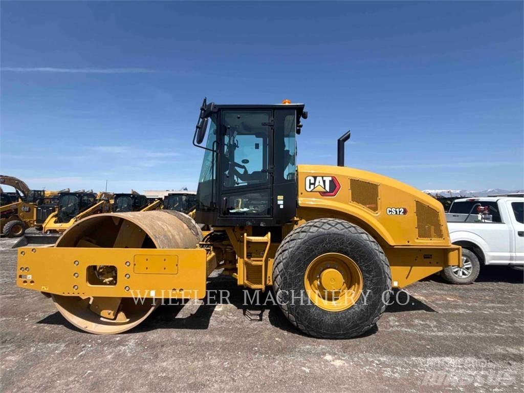 CAT CS12 Yksivalssijyrät