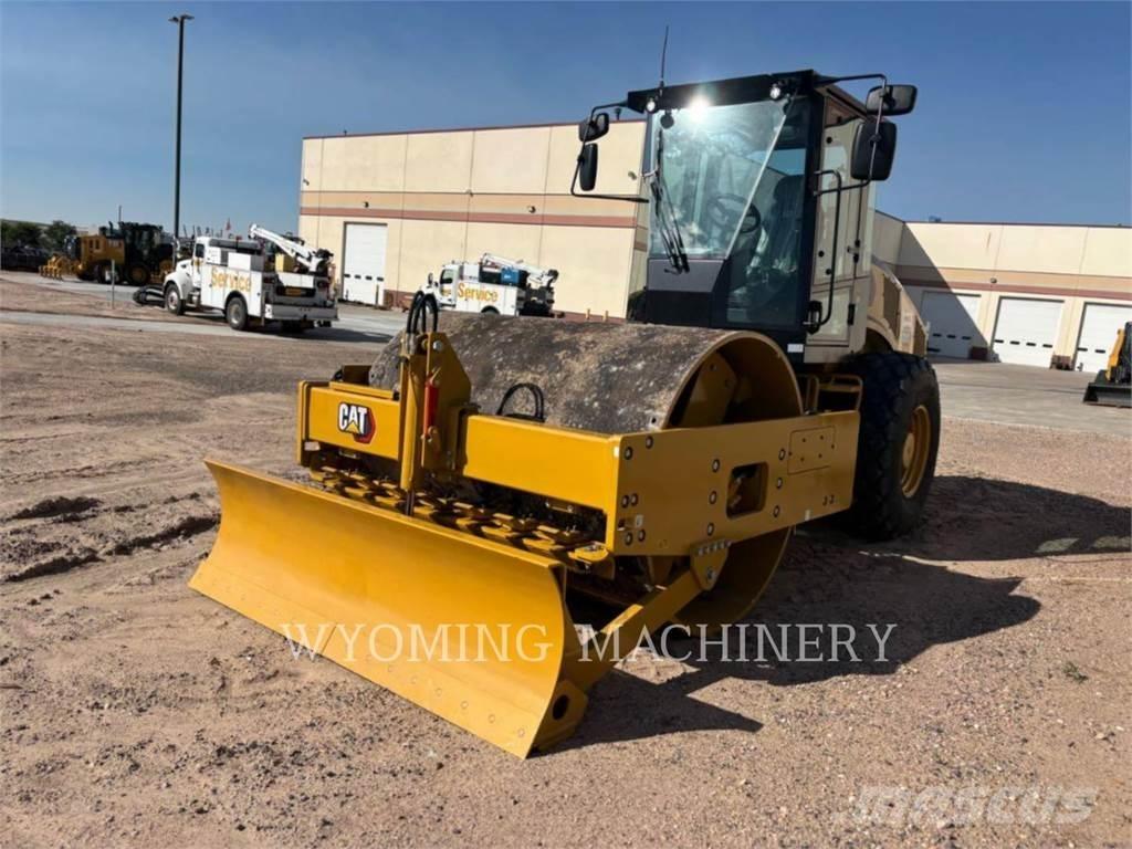CAT CS12 Bitumin levittäjät