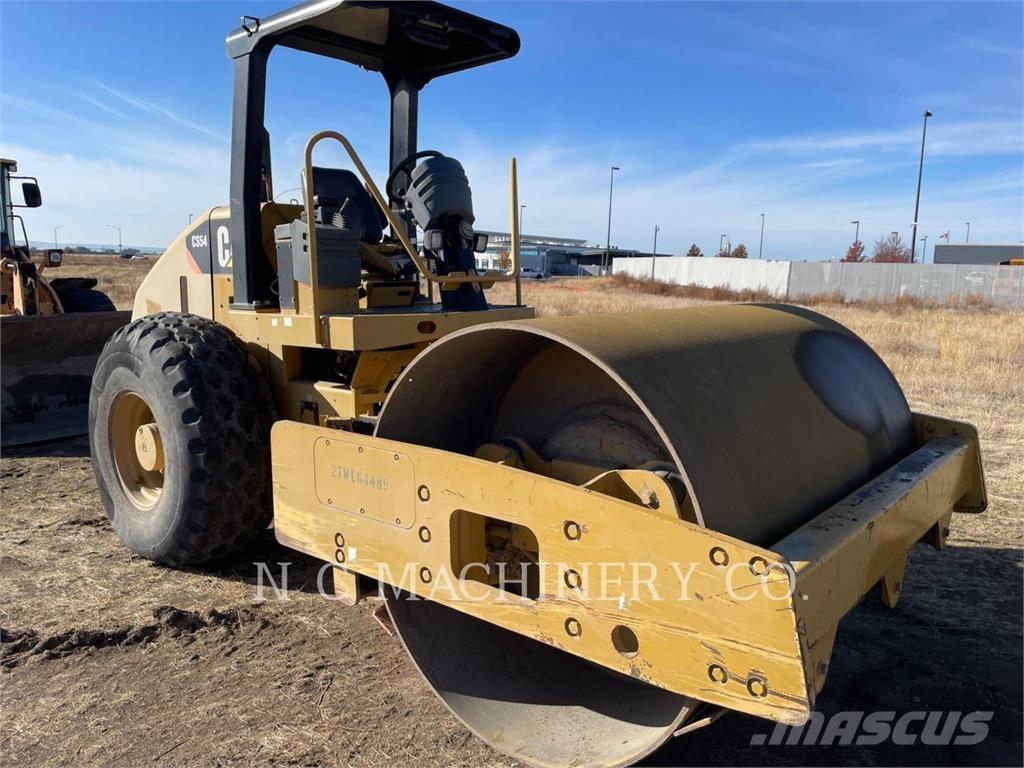 CAT CS54 Asfalttikoneet
