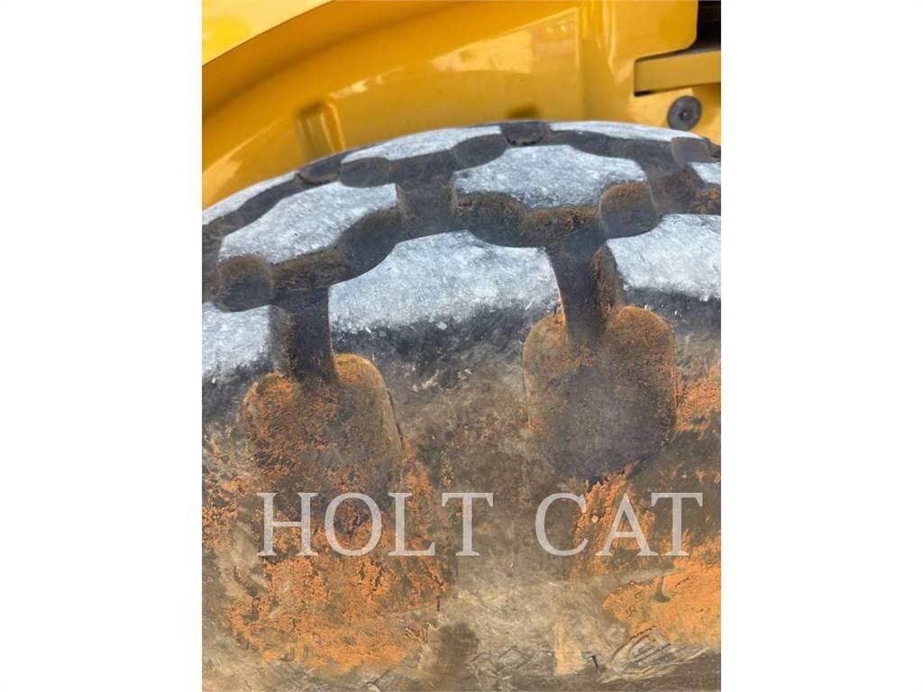 CAT CS64B Yksivalssijyrät