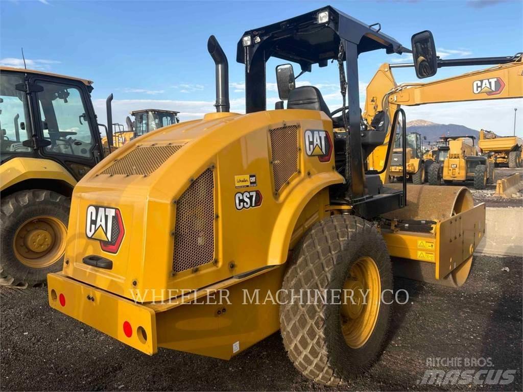 CAT CS7 Yksivalssijyrät