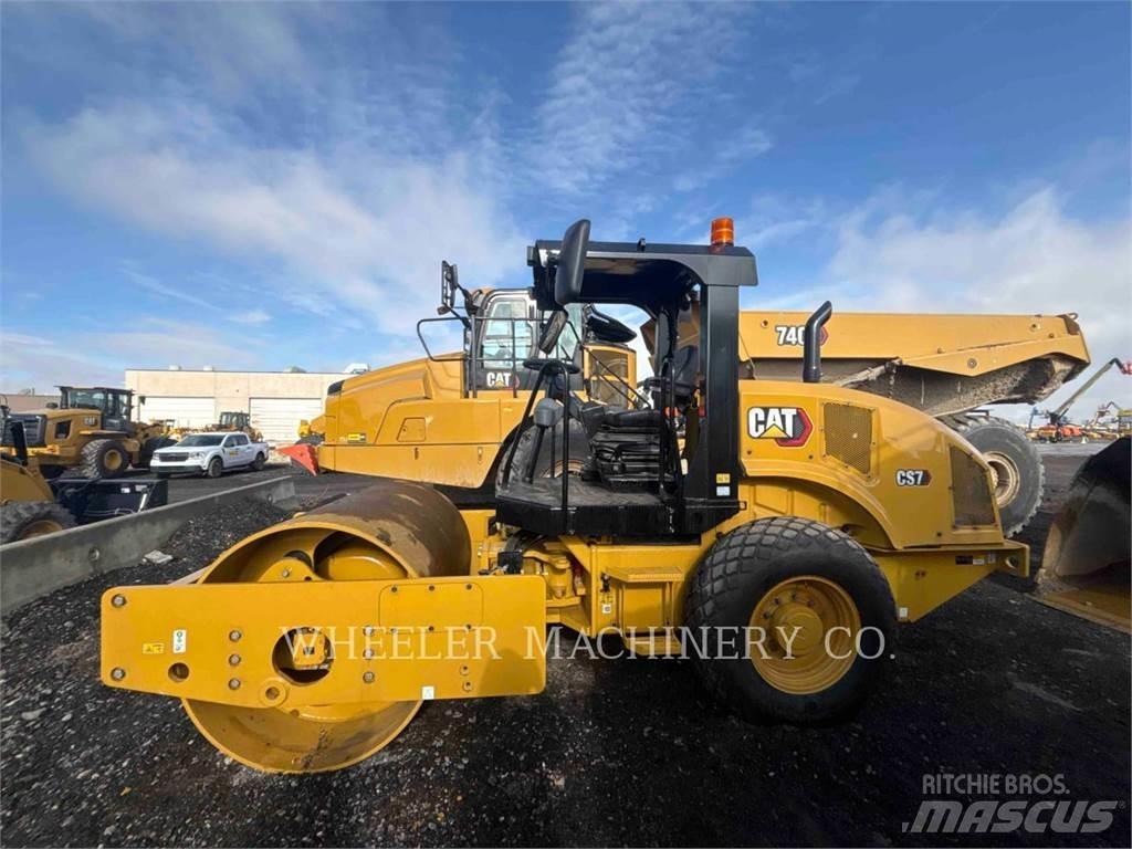CAT CS7 Yksivalssijyrät