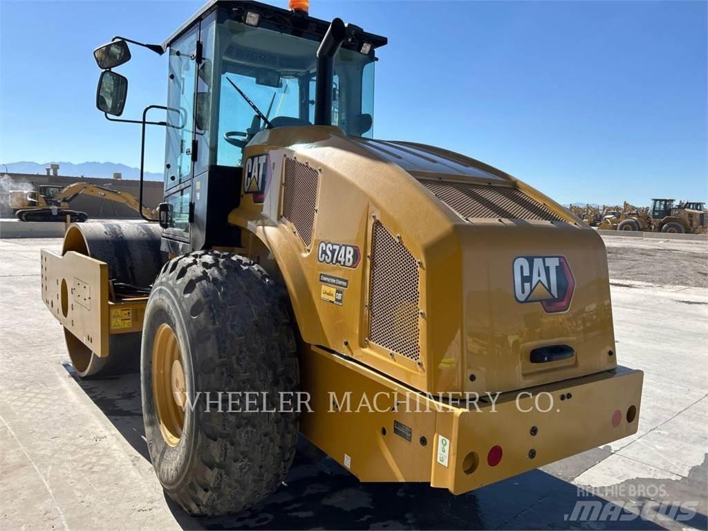 CAT CS74B Yksivalssijyrät