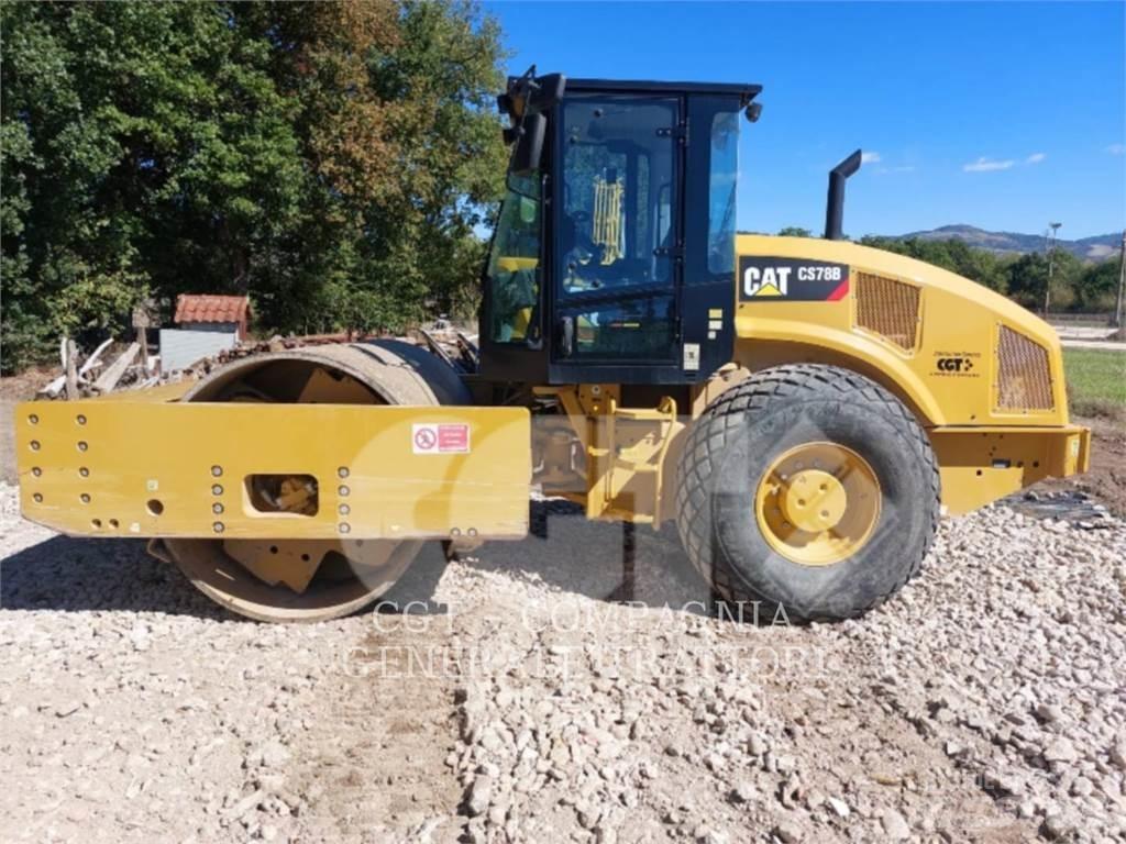 CAT CS78B Yksivalssijyrät