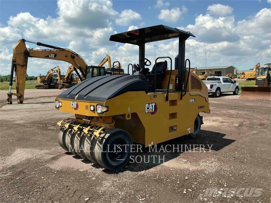 CAT CW16 Kumipyöräjyrät