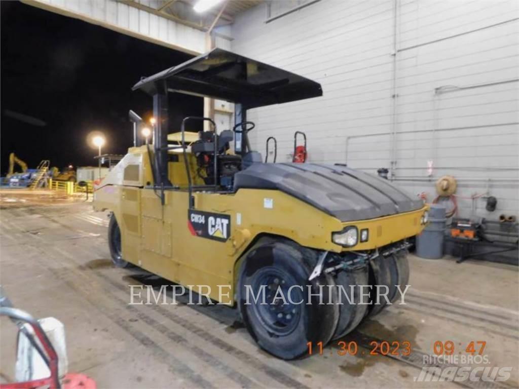 CAT CW34 Kumipyöräjyrät