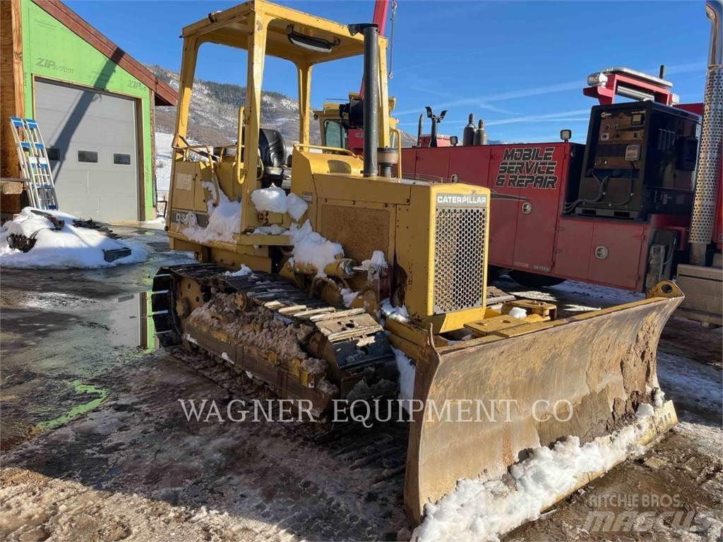 CAT D1 Telaketjupuskutraktorit