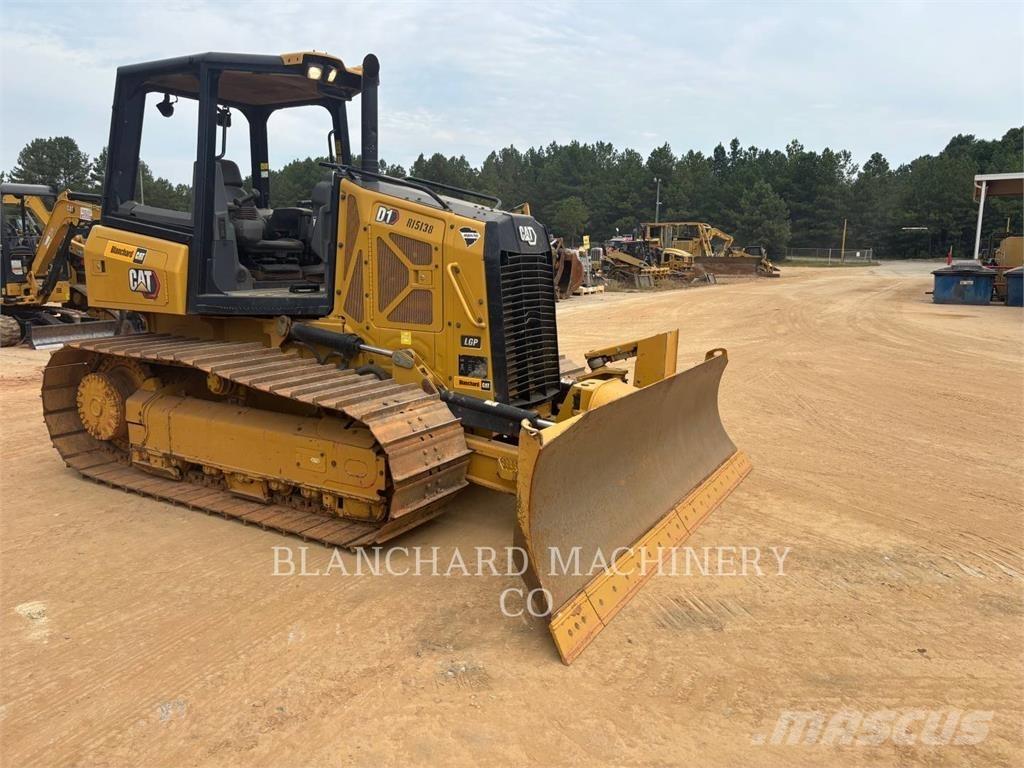 CAT D1 LGP Telaketjupuskutraktorit