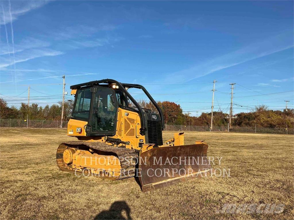 CAT D1 LGP Telaketjupuskutraktorit