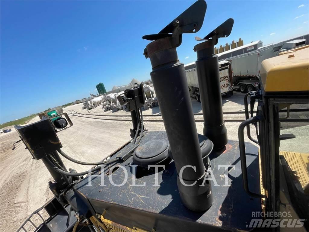 CAT D10R Telaketjupuskutraktorit