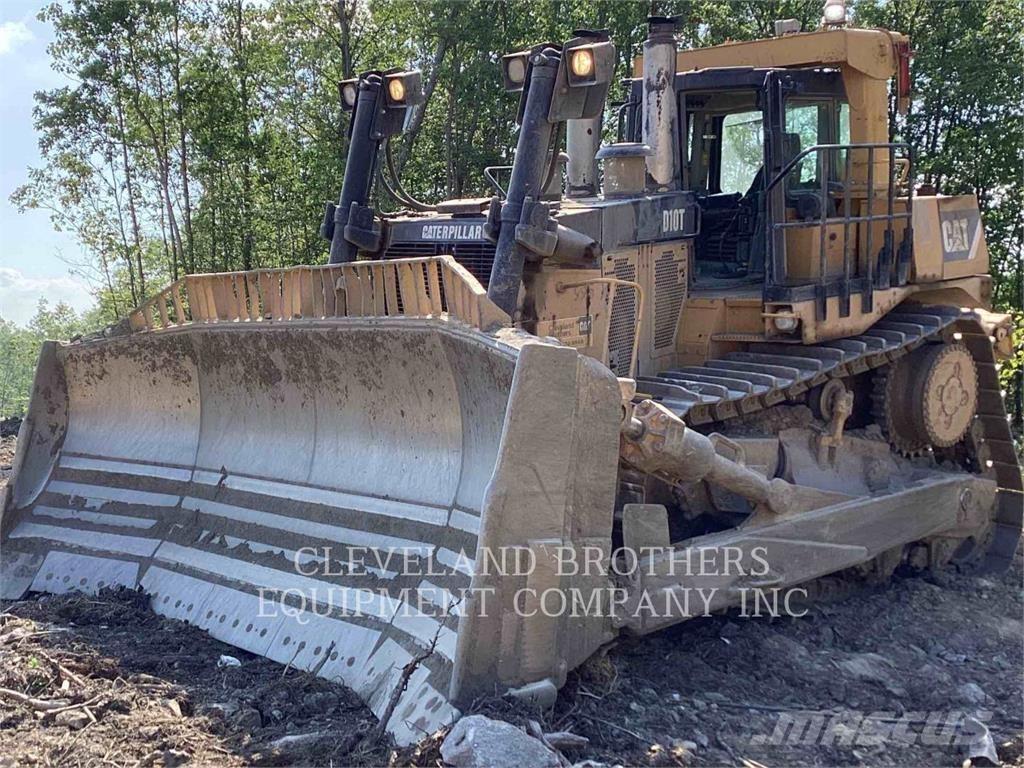 CAT D10T Telaketjupuskutraktorit