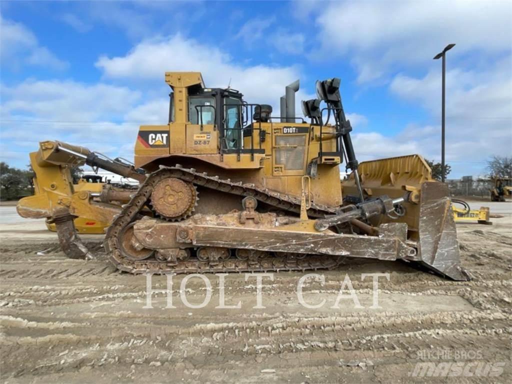 CAT D10T Telaketjupuskutraktorit