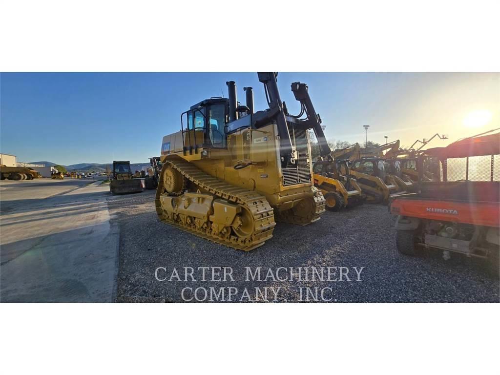 CAT D10T Telaketjupuskutraktorit