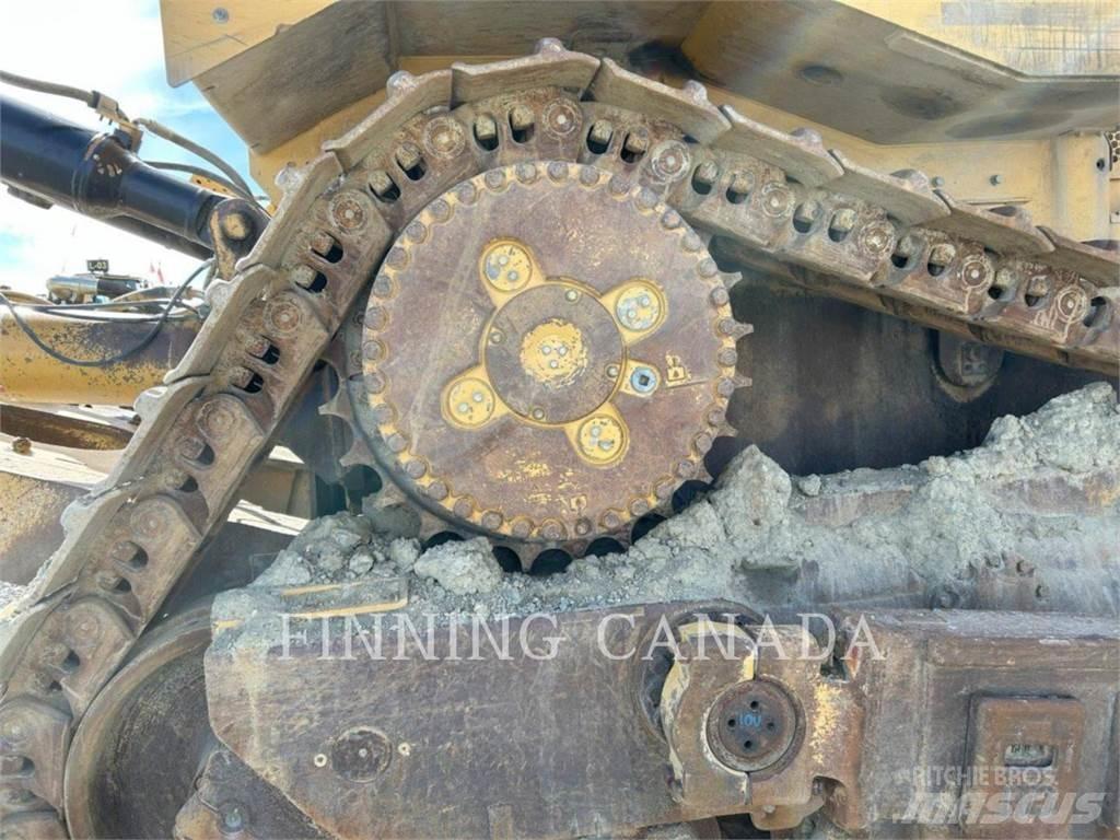 CAT D10T Telaketjupuskutraktorit