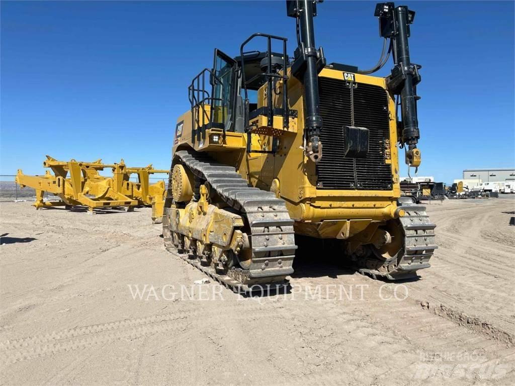CAT D10T2 Telaketjupuskutraktorit