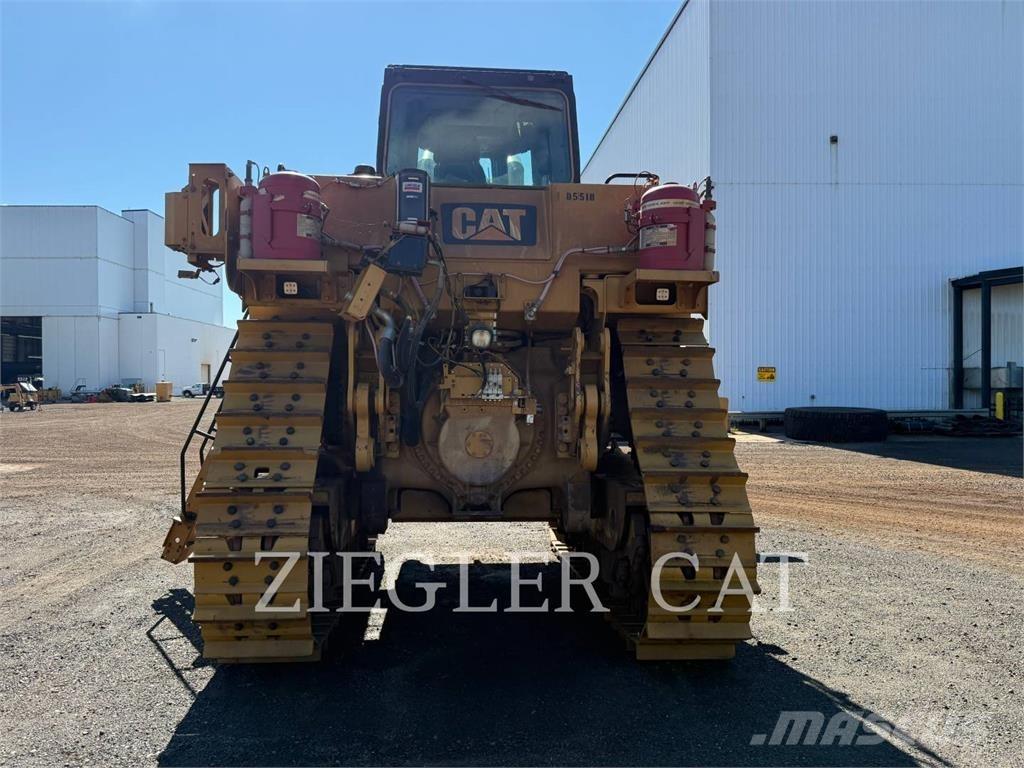 CAT D10T2 Telaketjupuskutraktorit