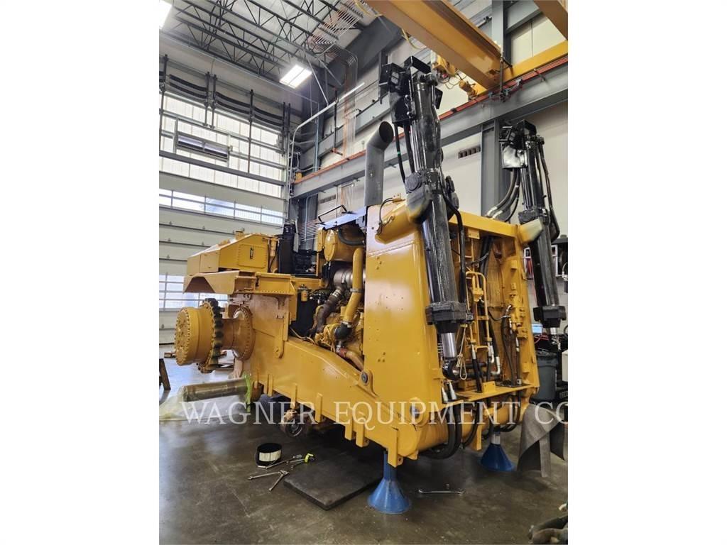 CAT D11T Telaketjupuskutraktorit