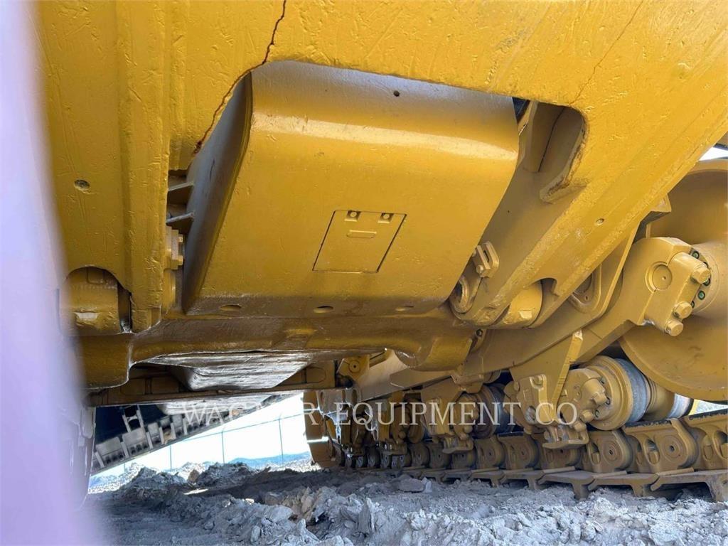 CAT D11T Telaketjupuskutraktorit