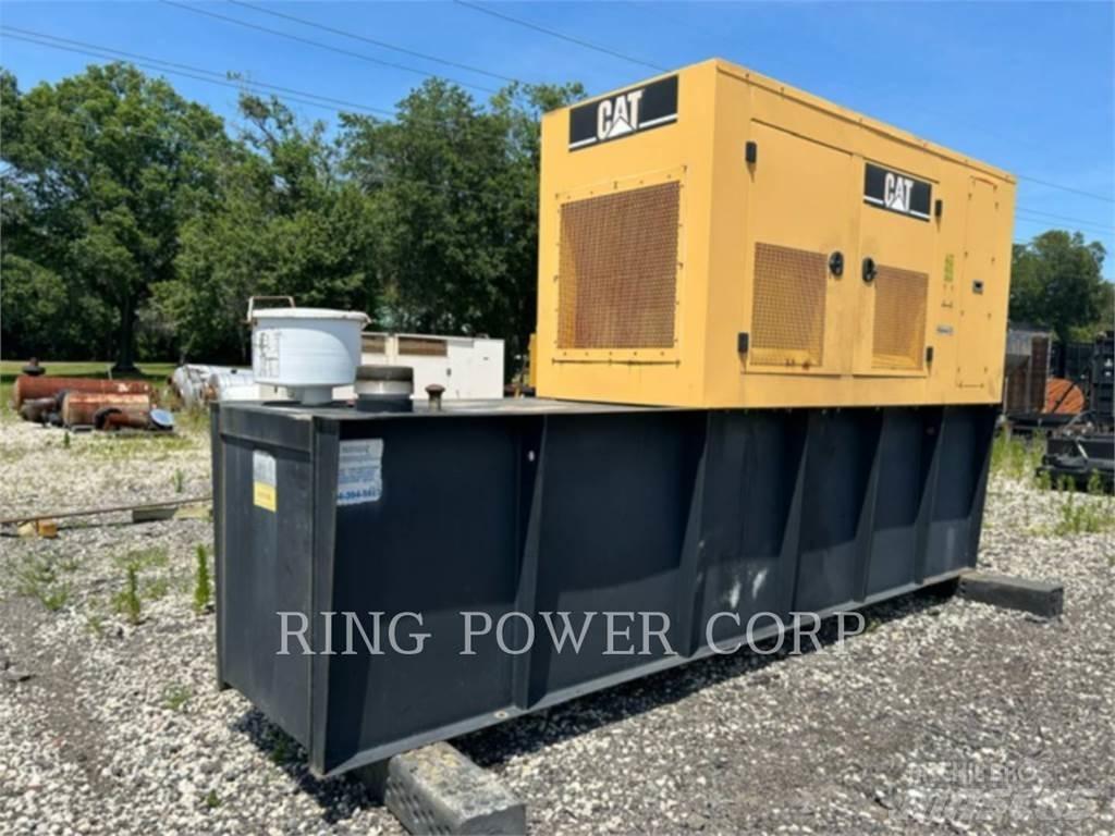 CAT D150-8 Dieselgeneraattorit
