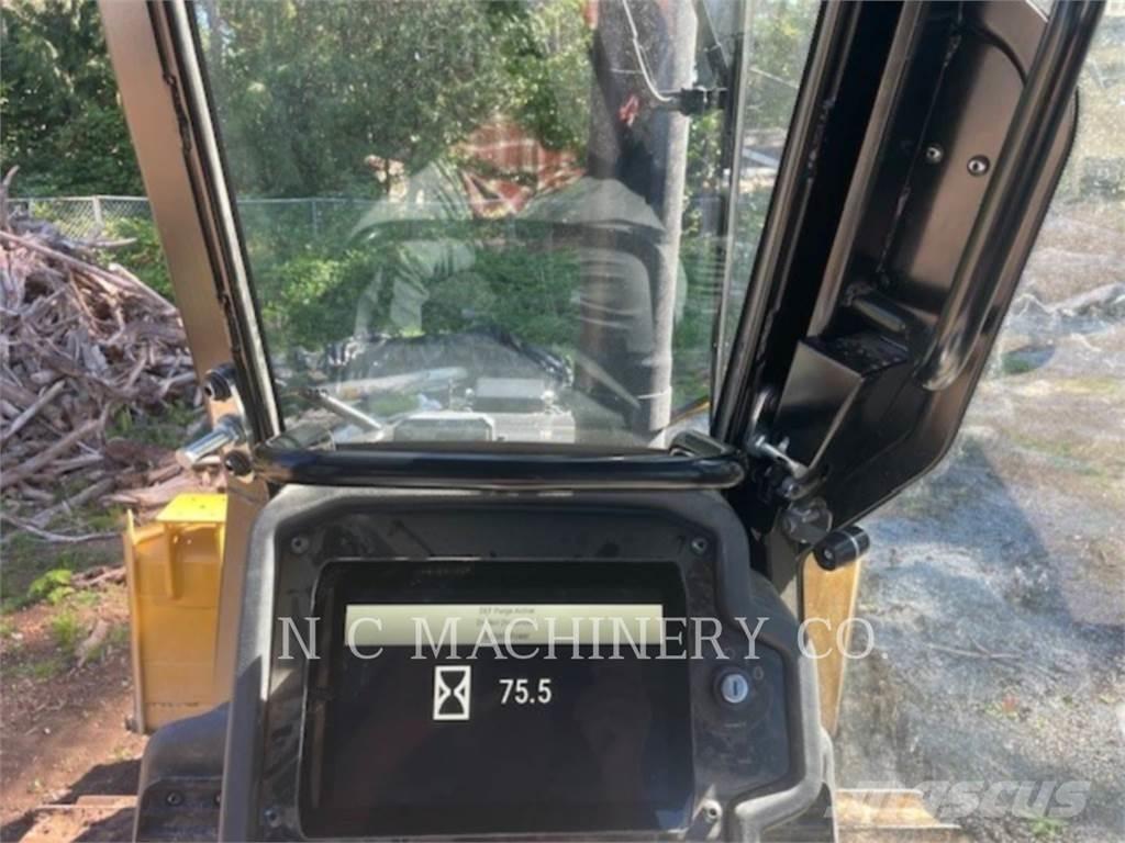 CAT D3 Telaketjupuskutraktorit