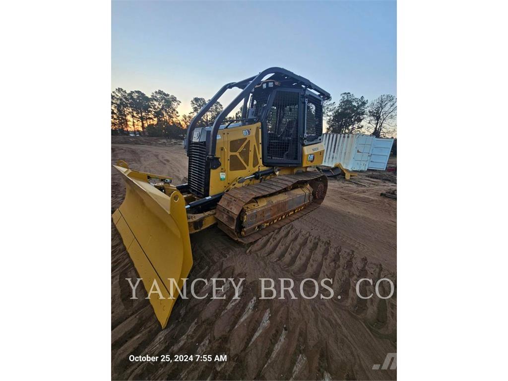 CAT D3 Telaketjupuskutraktorit