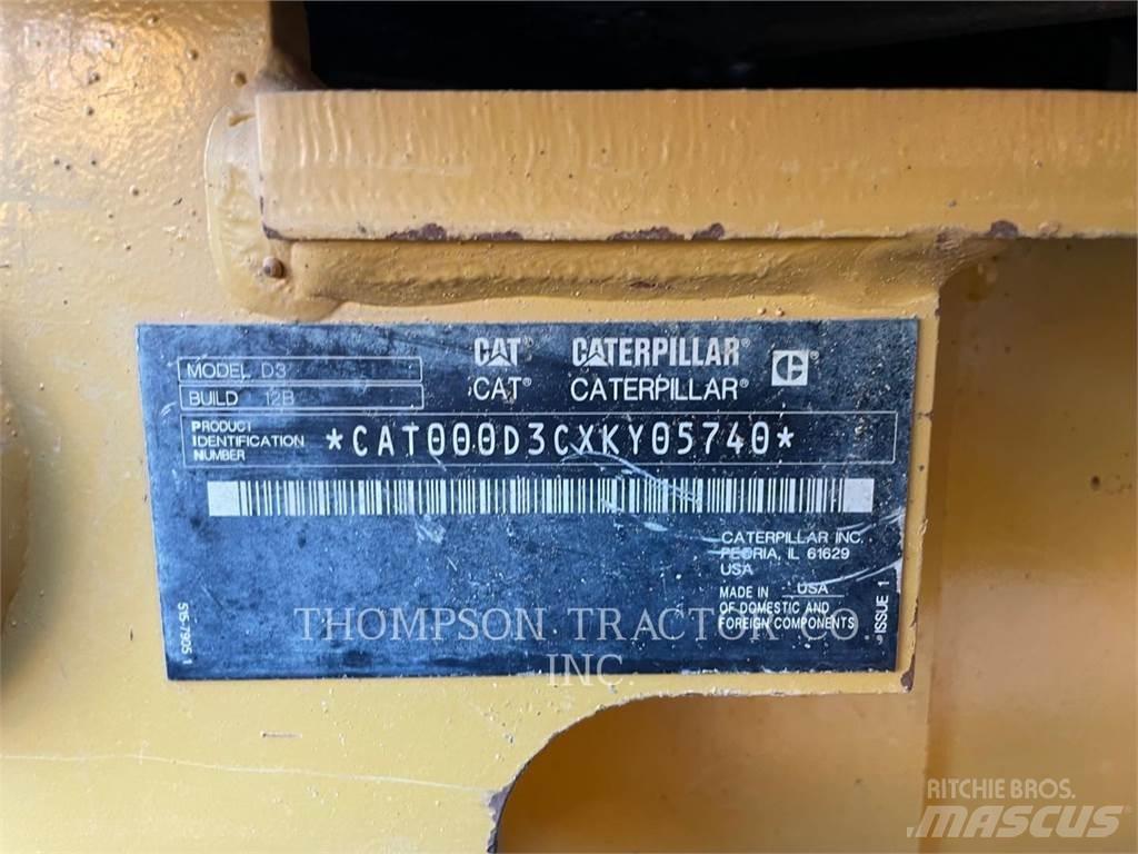 CAT D3 Telaketjupuskutraktorit