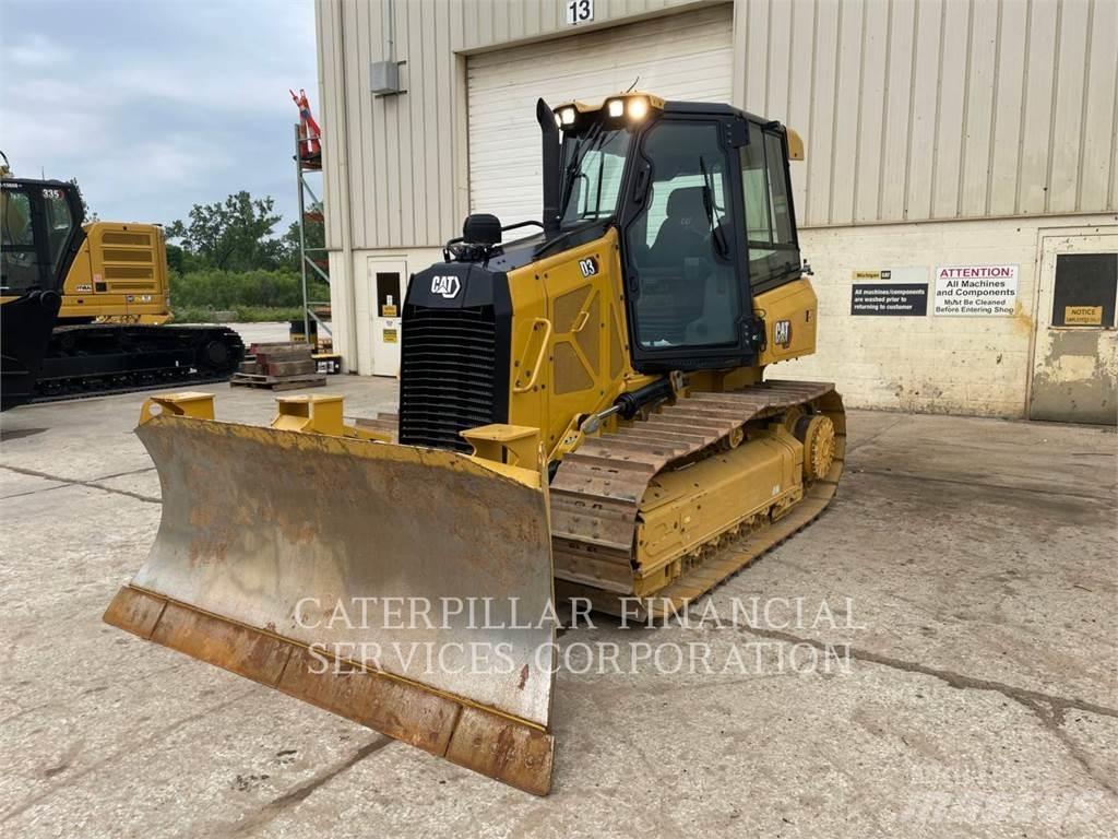 CAT D3 Telaketjupuskutraktorit