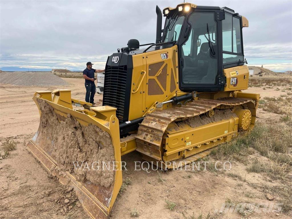 CAT D3 Telaketjupuskutraktorit