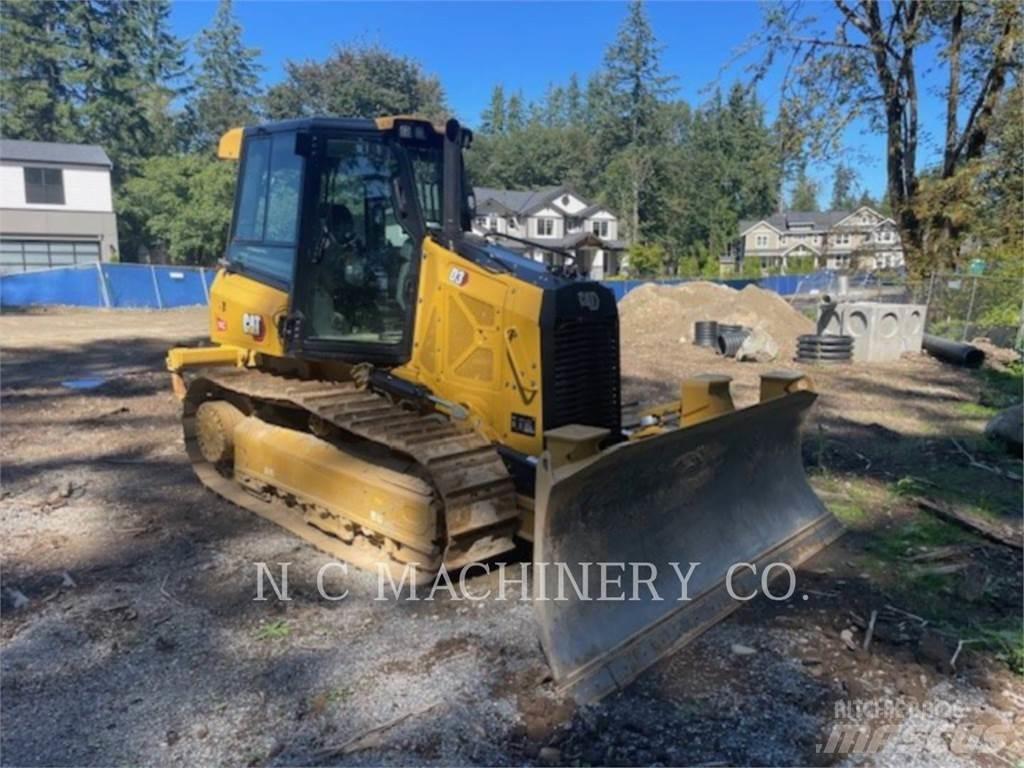 CAT D3 CB Telaketjupuskutraktorit