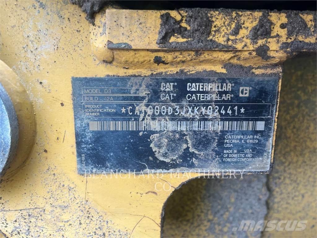 CAT D3 LGP Telaketjupuskutraktorit