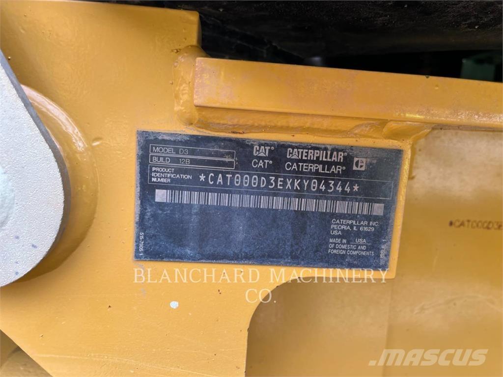 CAT D3 LGP Telaketjupuskutraktorit