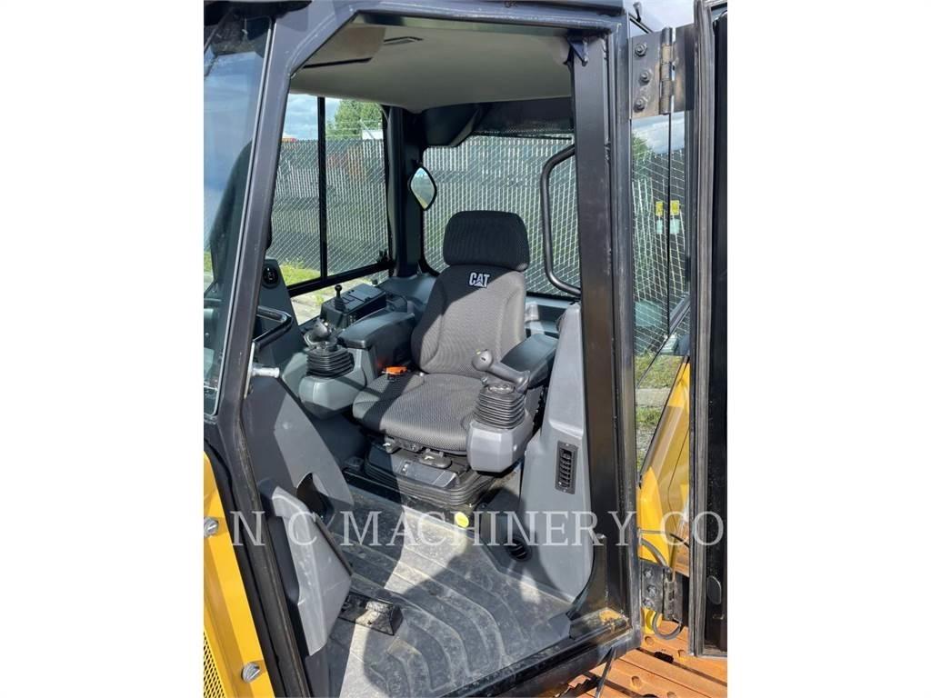 CAT D3 LGPCB Telaketjupuskutraktorit