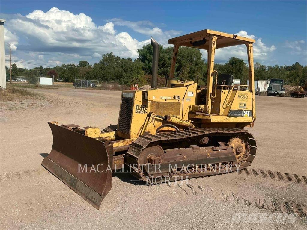 CAT D3CII Telaketjupuskutraktorit