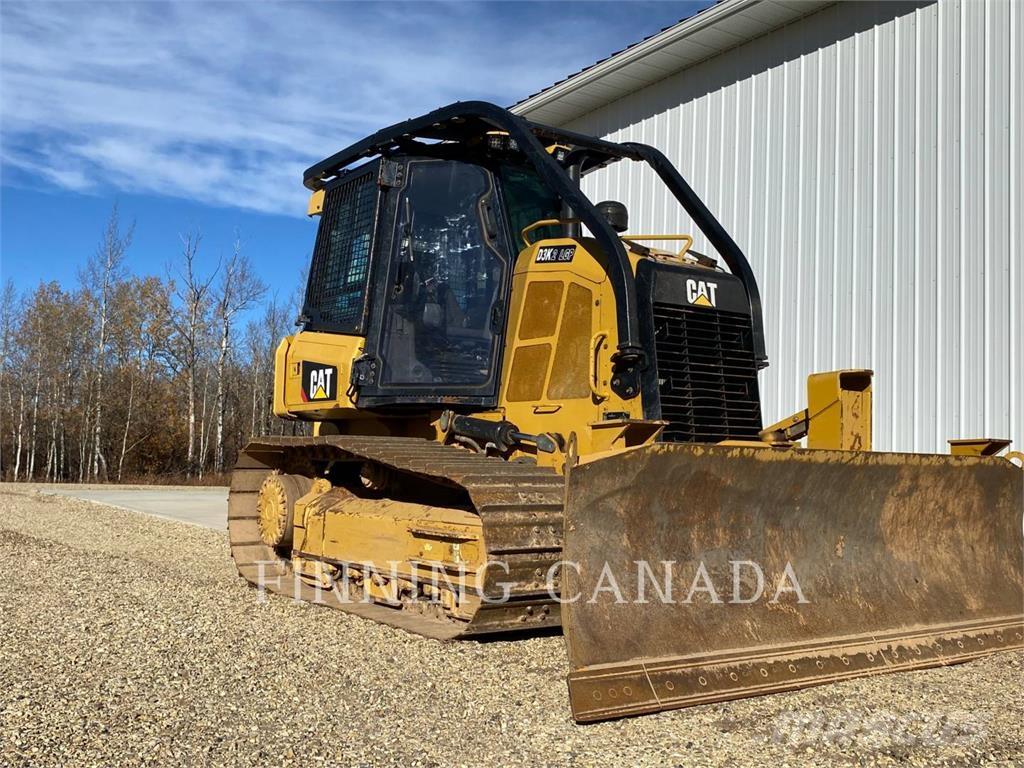 CAT D3K2 Telaketjupuskutraktorit