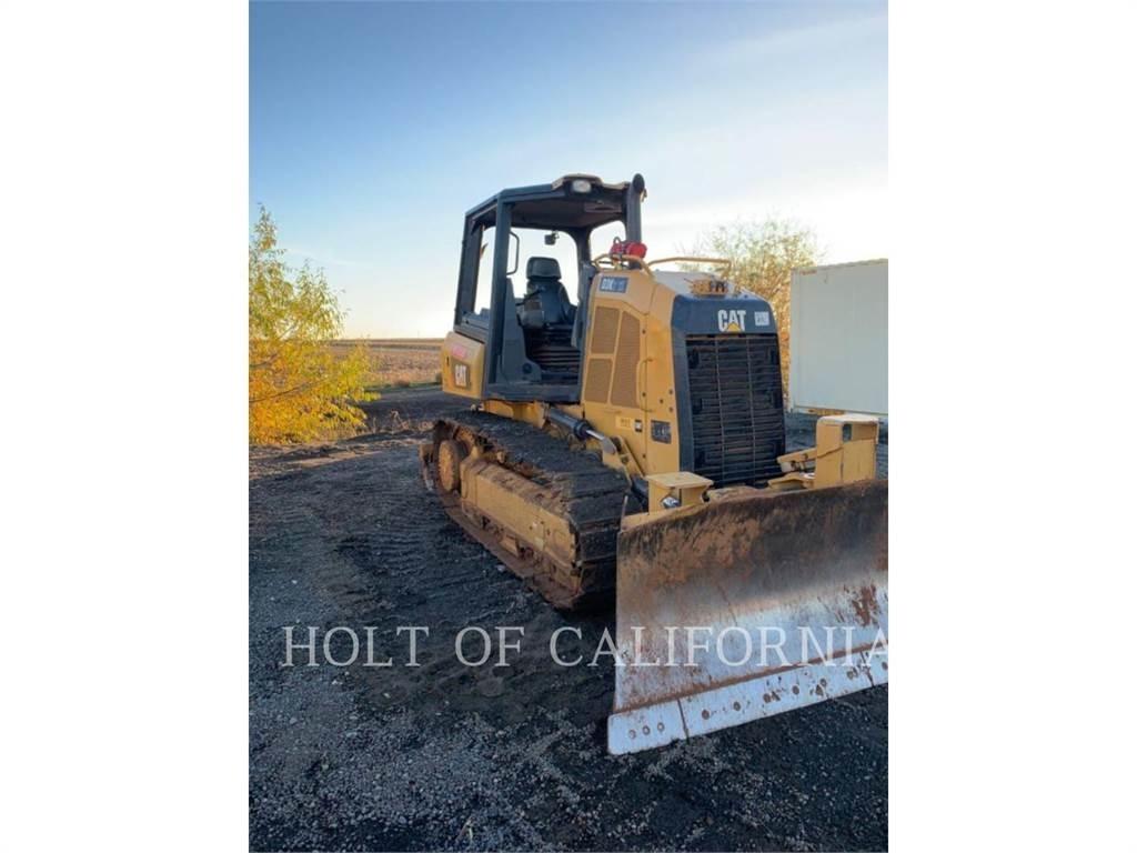 CAT D3K2 XL Telaketjupuskutraktorit