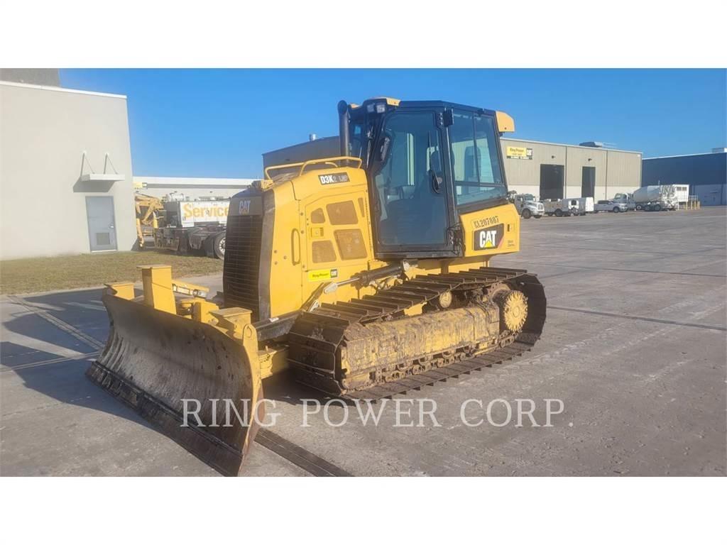 CAT D3K2LGP Telaketjupuskutraktorit