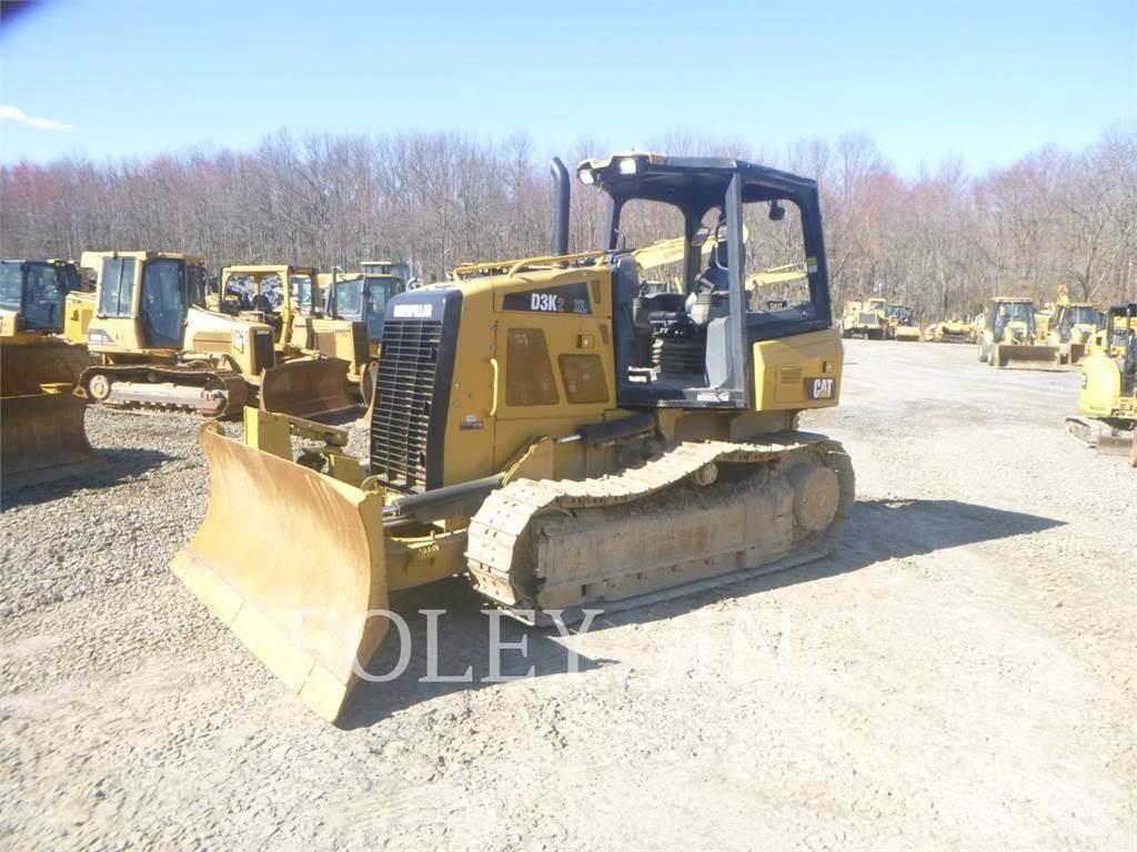 CAT D3K2XL Telaketjupuskutraktorit