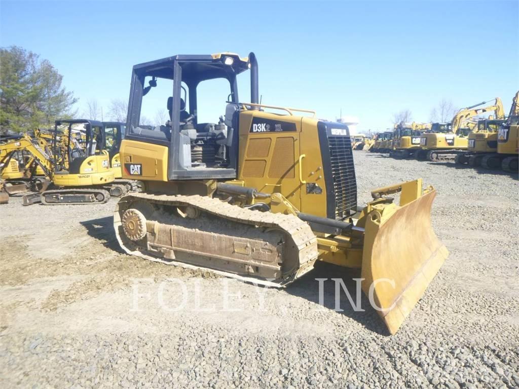 CAT D3K2XL Telaketjupuskutraktorit