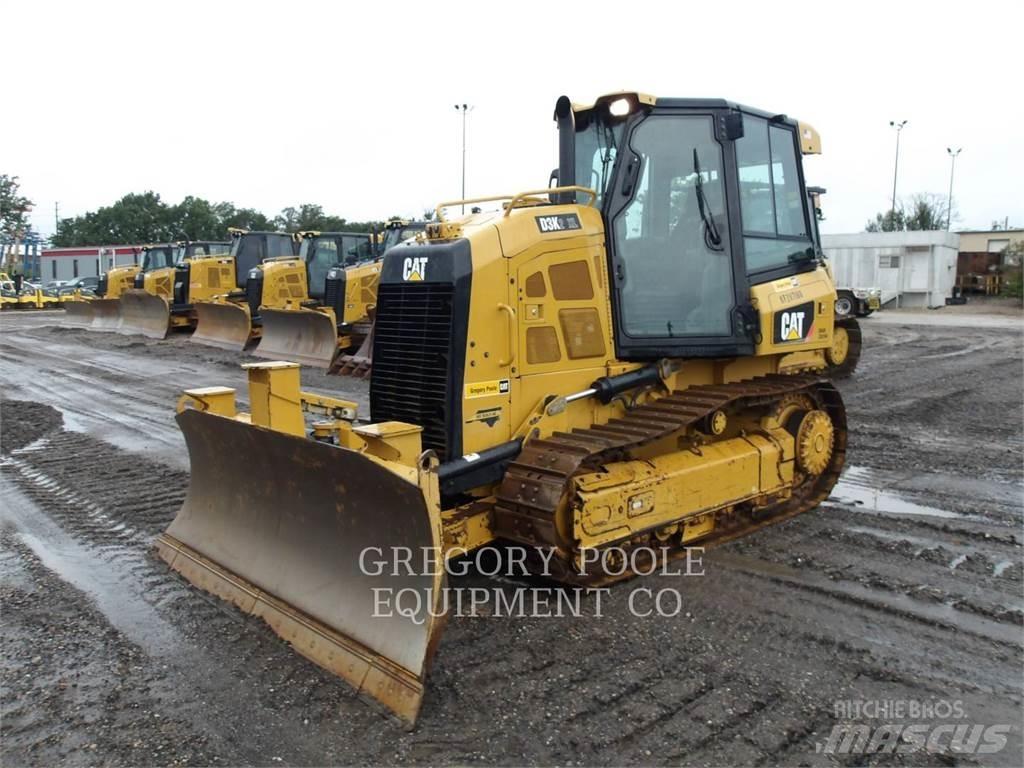 CAT D3K2XL Telaketjupuskutraktorit