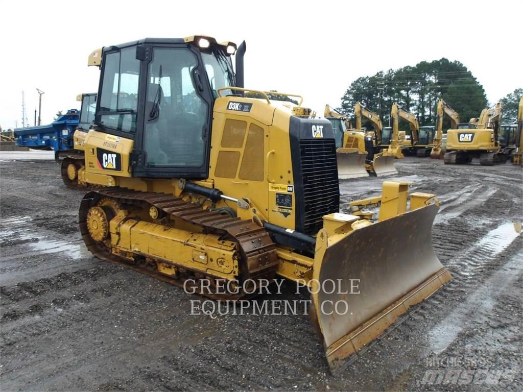 CAT D3K2XL Telaketjupuskutraktorit