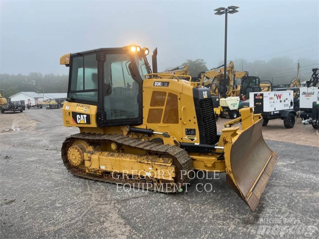 CAT D3K2XL Telaketjupuskutraktorit