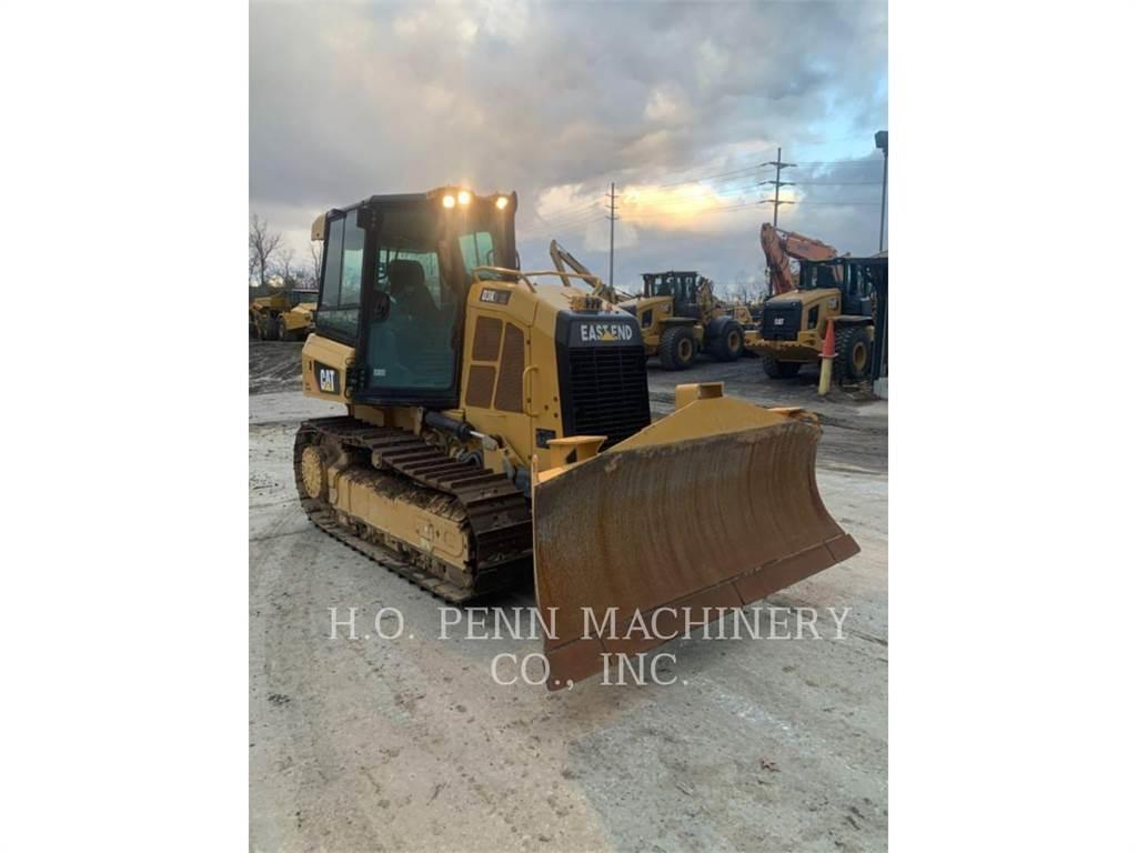 CAT D3K2XL Telaketjupuskutraktorit