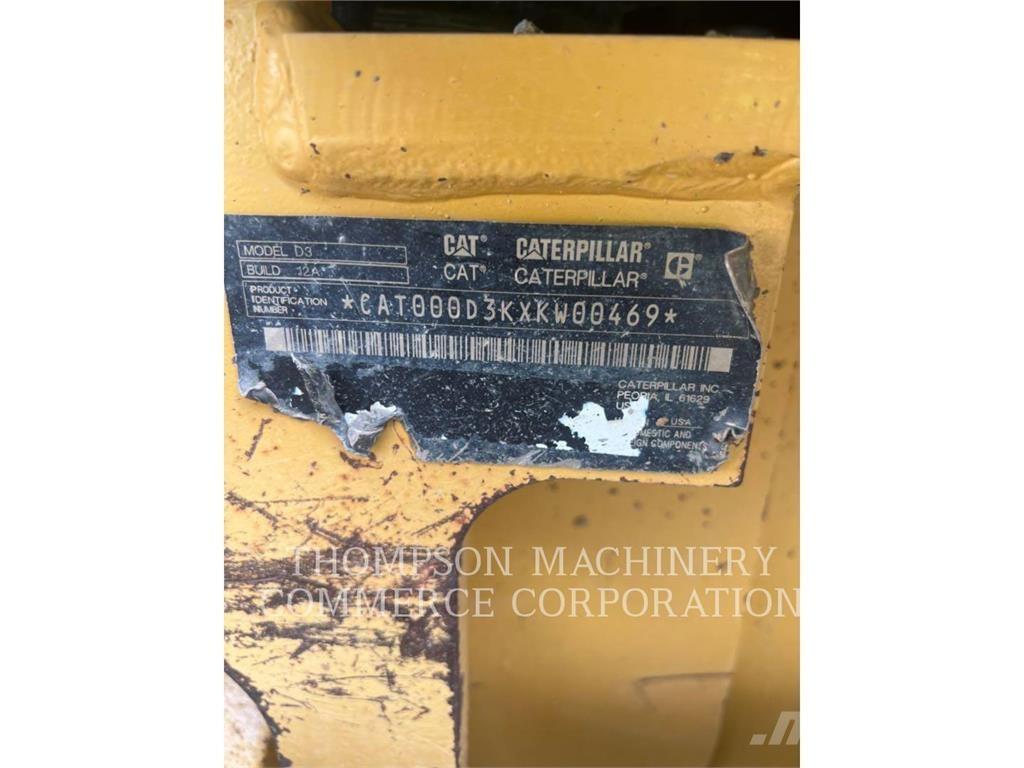 CAT D3XL Telaketjupuskutraktorit