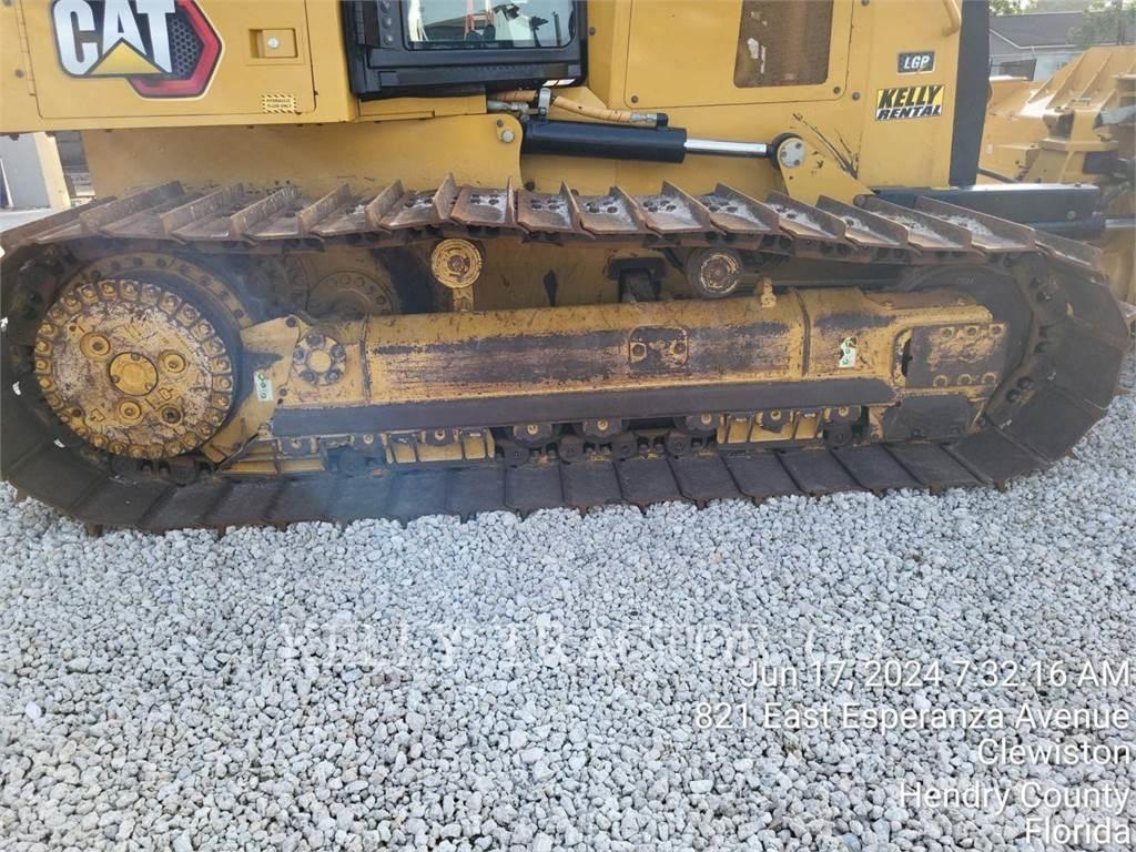 CAT D4 Telaketjupuskutraktorit