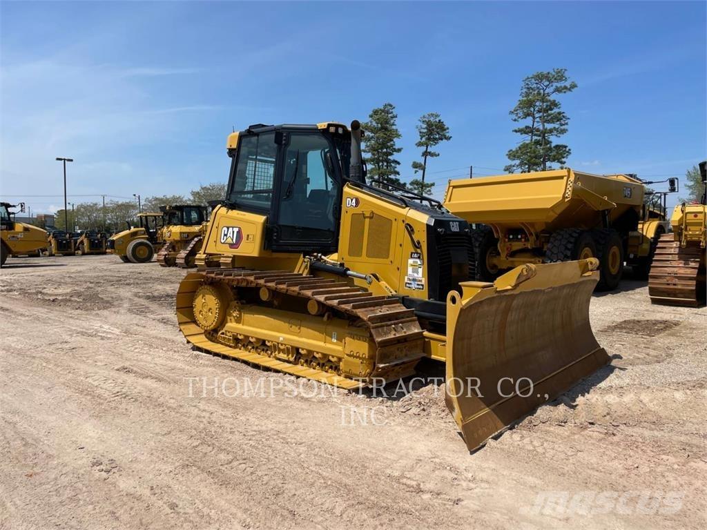 CAT D4 Telaketjupuskutraktorit