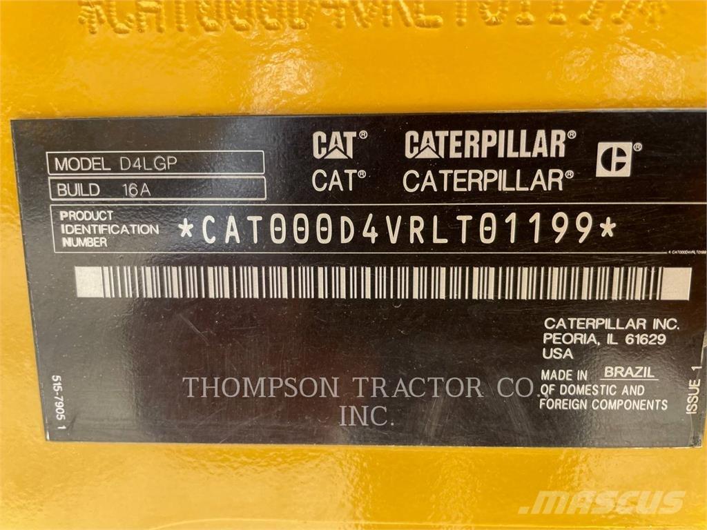 CAT D4 Telaketjupuskutraktorit